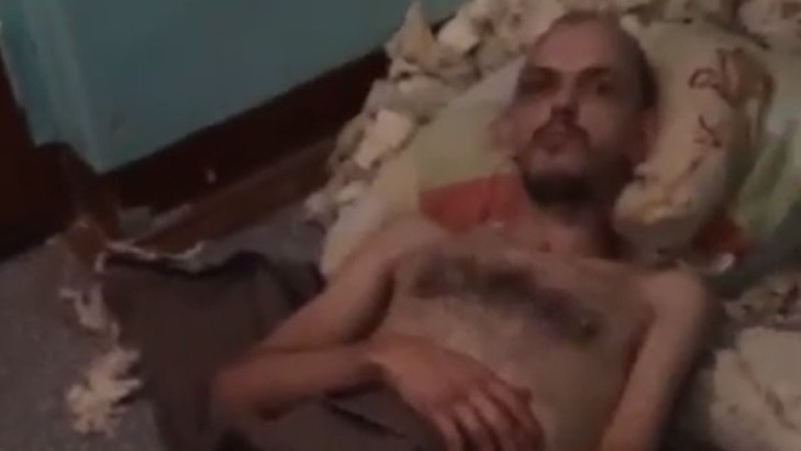 Кадр из видео в паблике vk.com/huepub